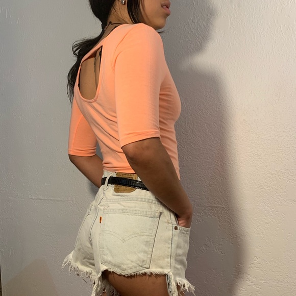 Crop top - Picture 2 of 4